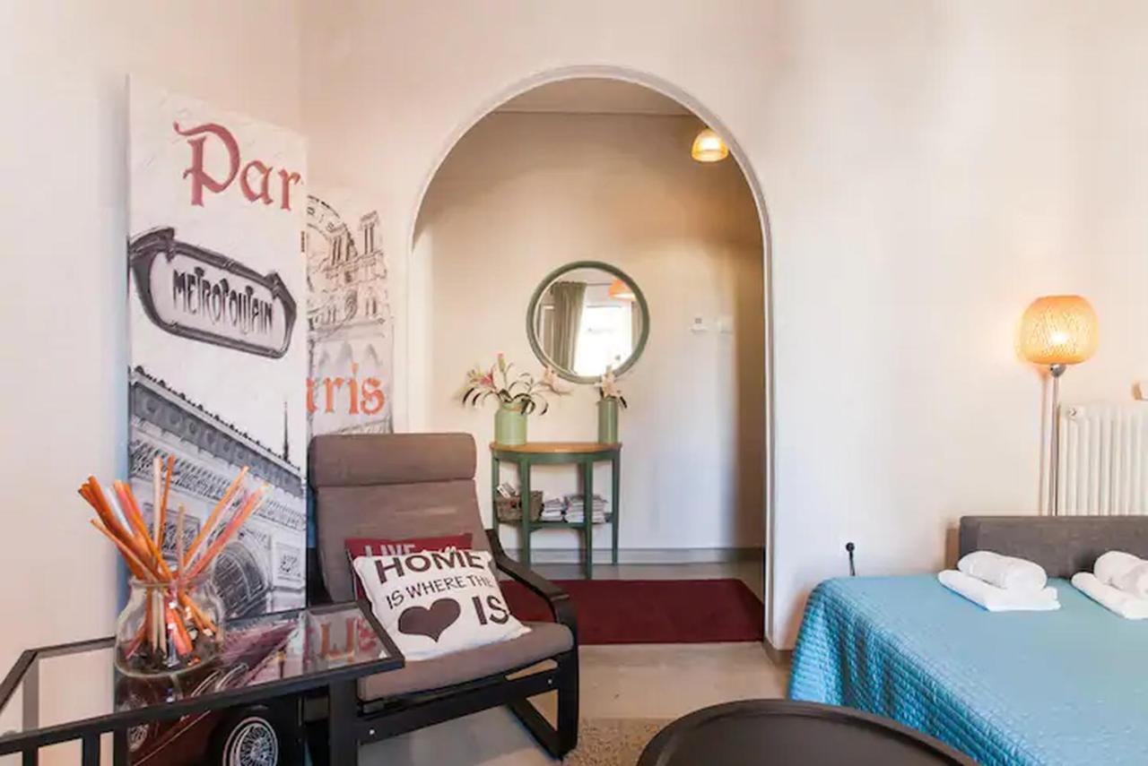 Openair Hot Tub/Big Balcony/Great Boutique Apt Athens Luaran gambar
