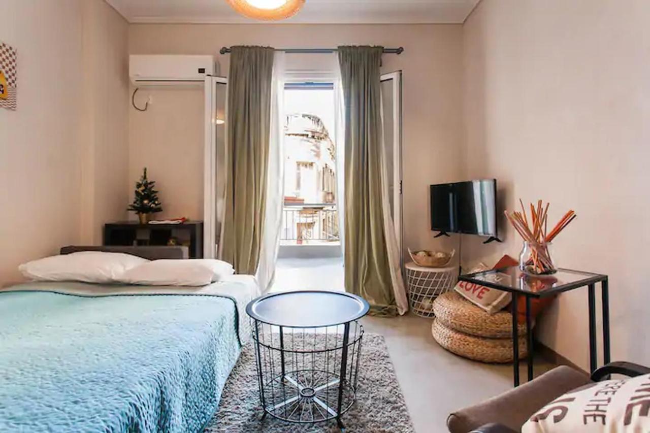 Openair Hot Tub/Big Balcony/Great Boutique Apt Athens Luaran gambar