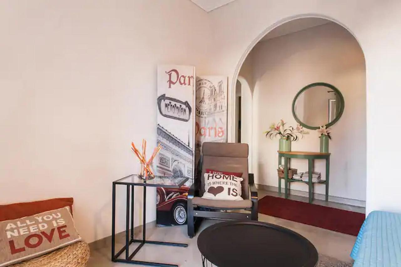 Openair Hot Tub/Big Balcony/Great Boutique Apt Athens Luaran gambar