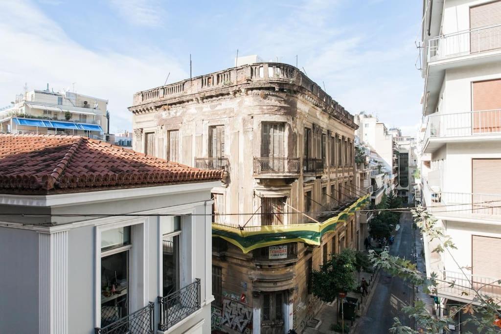 Openair Hot Tub/Big Balcony/Great Boutique Apt Athens Luaran gambar