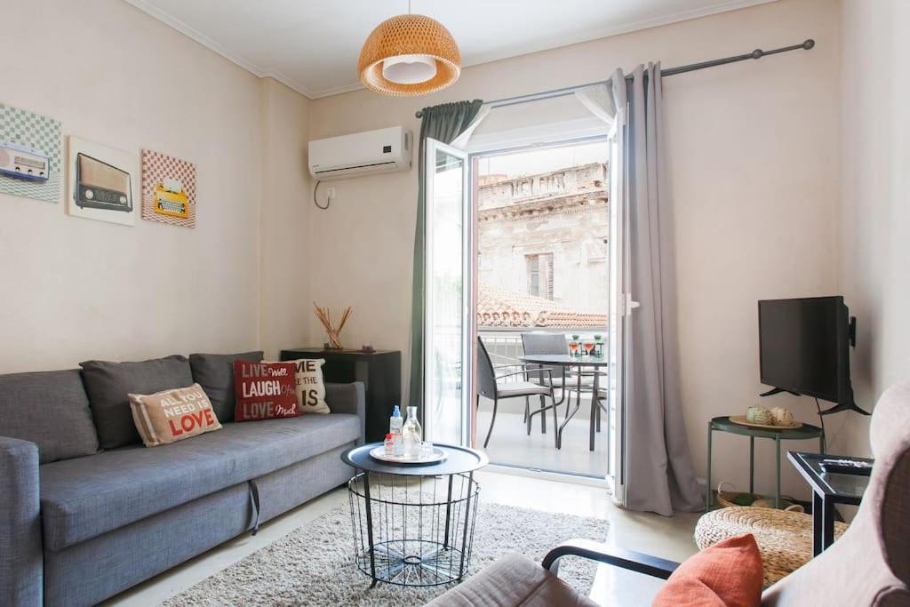 Openair Hot Tub/Big Balcony/Great Boutique Apt Athens Luaran gambar
