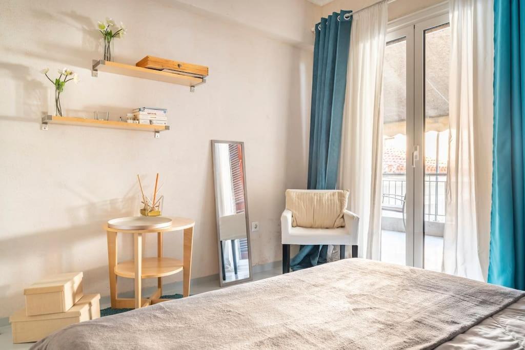 Openair Hot Tub/Big Balcony/Great Boutique Apt Athens Luaran gambar