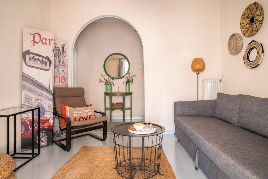 Openair Hot Tub/Big Balcony/Great Boutique Apt Athens Luaran gambar